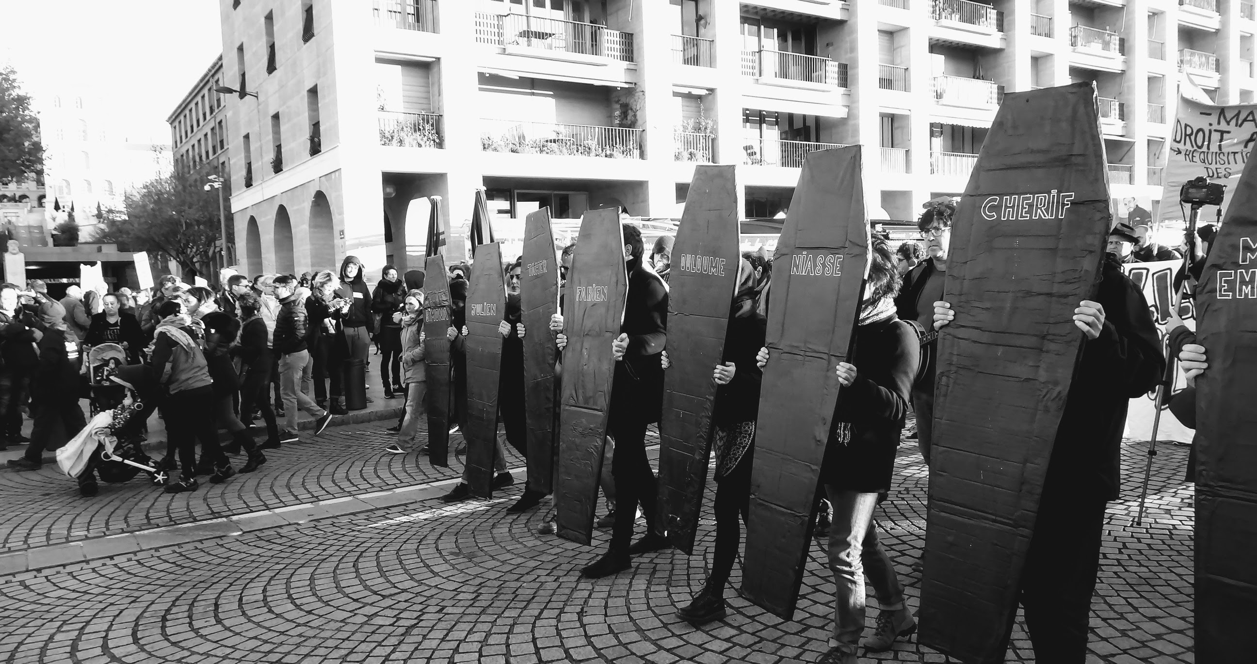 noailles marche cercueil